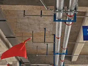 六枝特管廊支架的安装方法